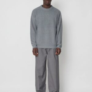 Basic trui met ronde hals