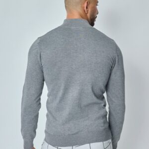 Zwarte gebreide trui