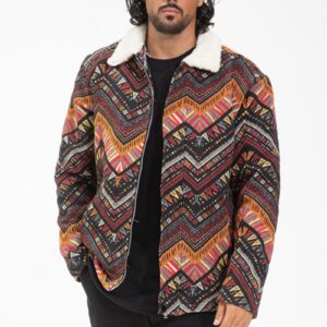 Jasje met een mix van kleurrijke geometrische patronen