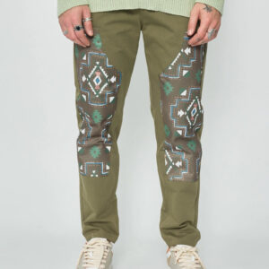 Effen rechte broek met geometrische patch