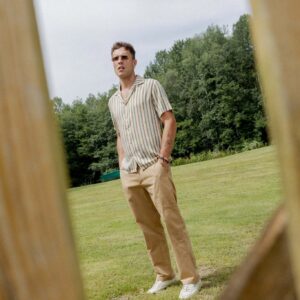 Gestreept en kleurrijk zomershirt