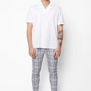 Effen hals met open hals