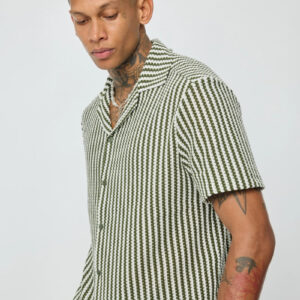 Chemise à manches courtes