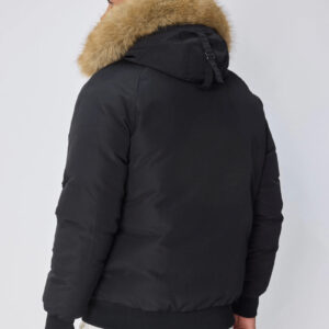 Gewatteerd jack met lange mouwen en capuchon