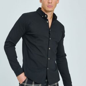 Klassiek overhemd met sierlijke knopen